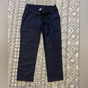 GAP maternity Women's Navy Ankle Cargo Pants size M (W118)